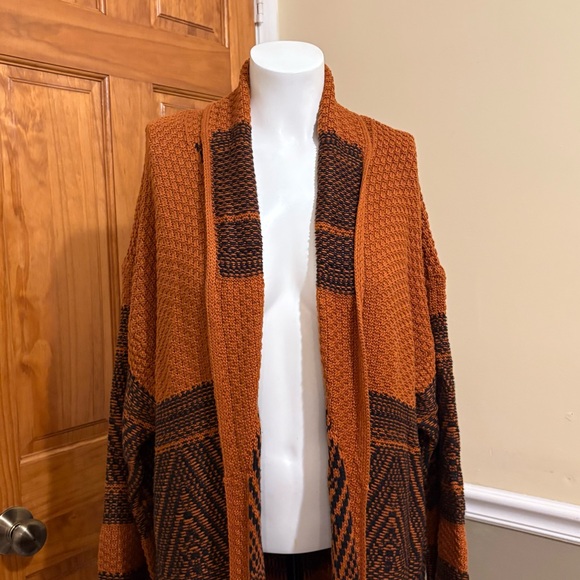 Lucky Brand Orange and Black Knit Sweater - Picture 2 of 6